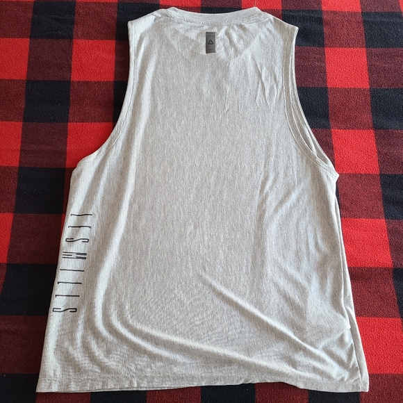 Women's Reebok heathered grey workout top-Medium - Picture 2 of 3